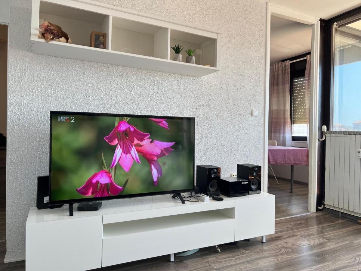 Bright Bloom - Free Parking And Wifi Fiume