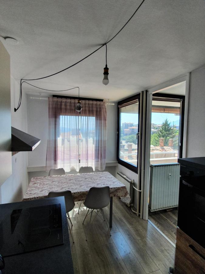 Bright Bloom - Free Parking And Wifi Apartman *